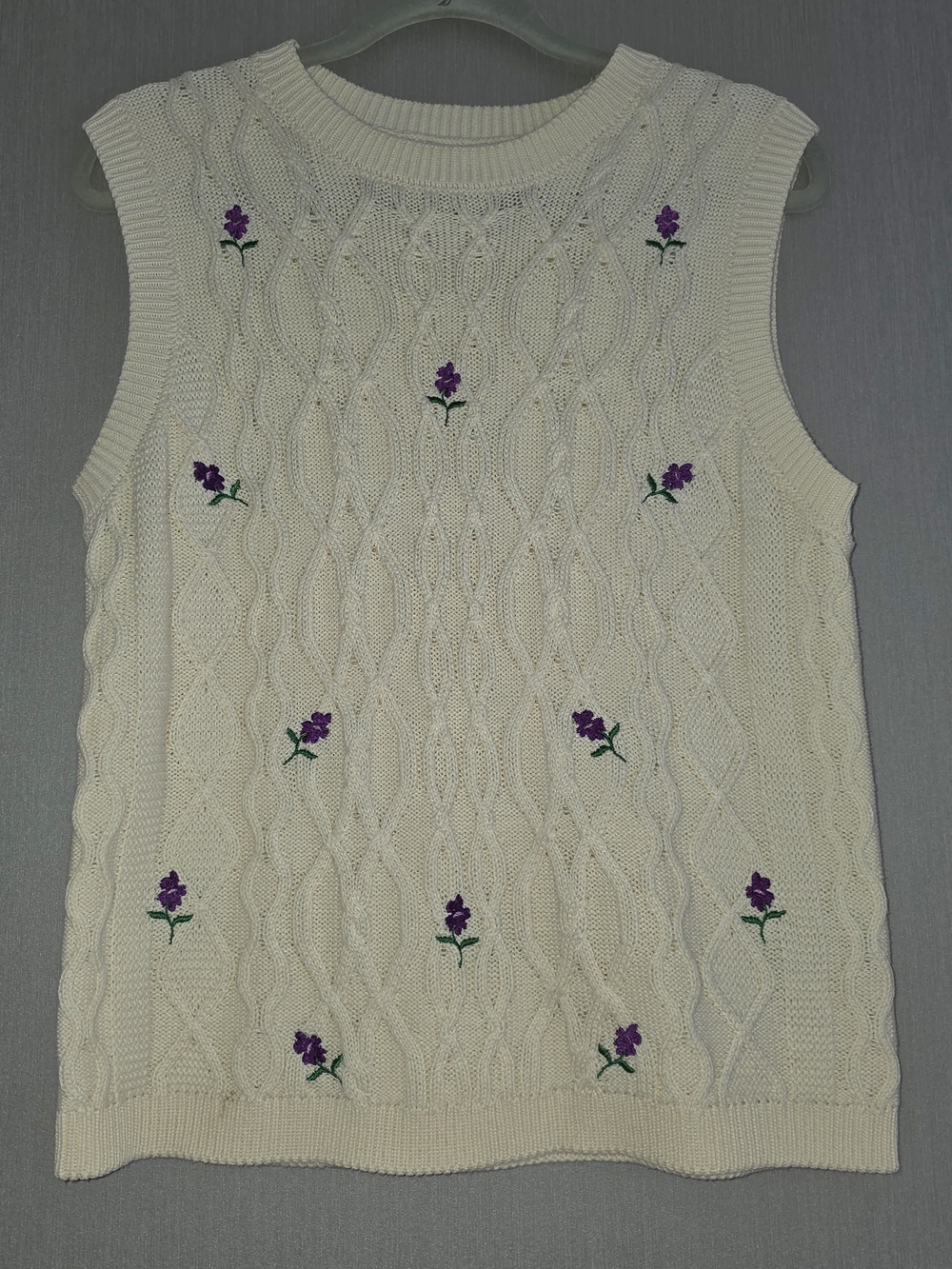 B.young Cream Cable-Knit Sleeveless Sweater with Purple Floral Embroidery Small